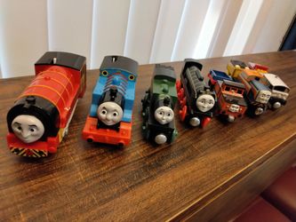 10 Pc. Thomas the train and Friends