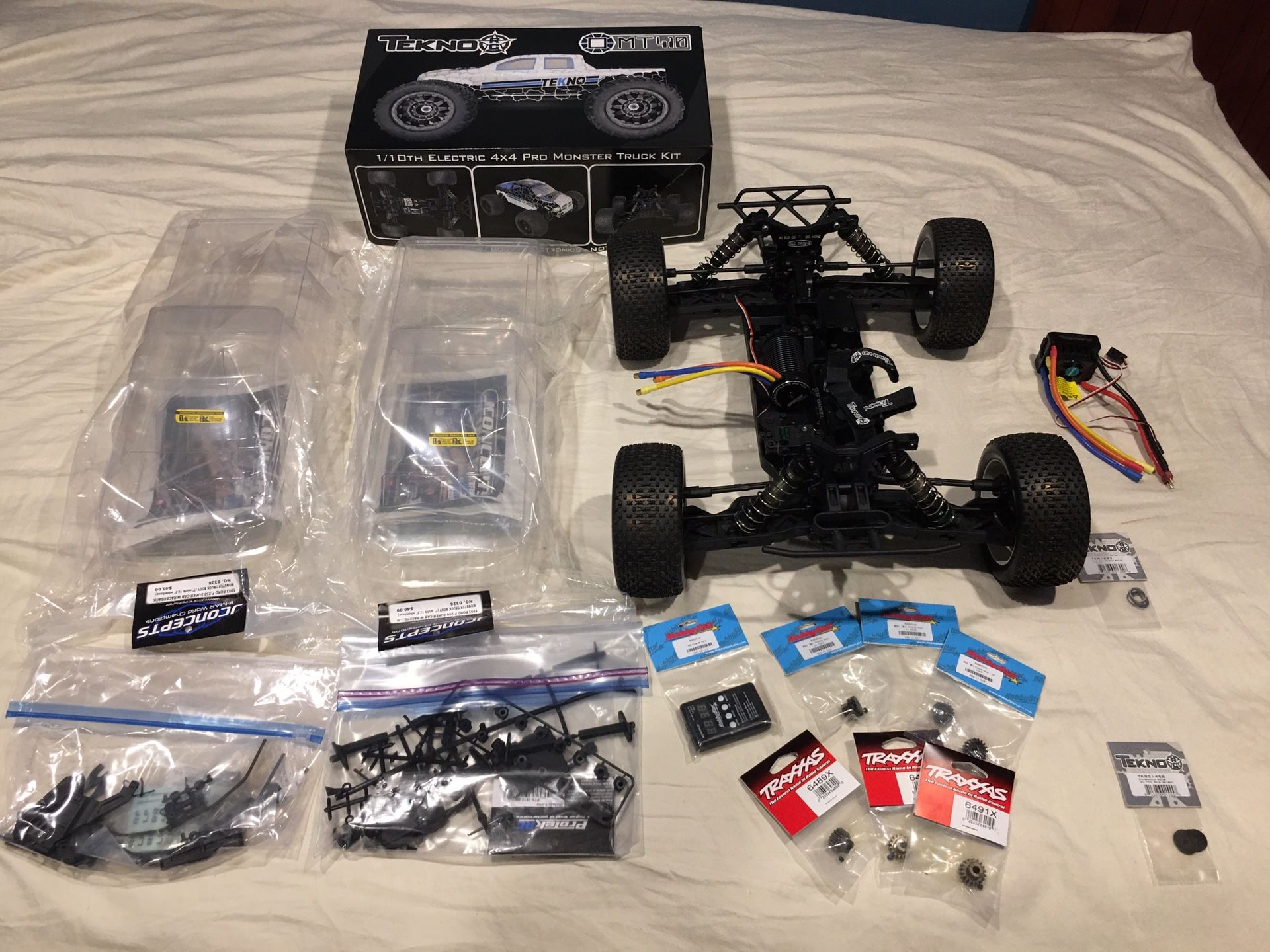 Tekno MT410 1/8 RC Monster Truck Upgrades Electronics Brand New