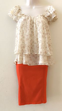 Off white F21 Floral 2tier Blouse (Small)