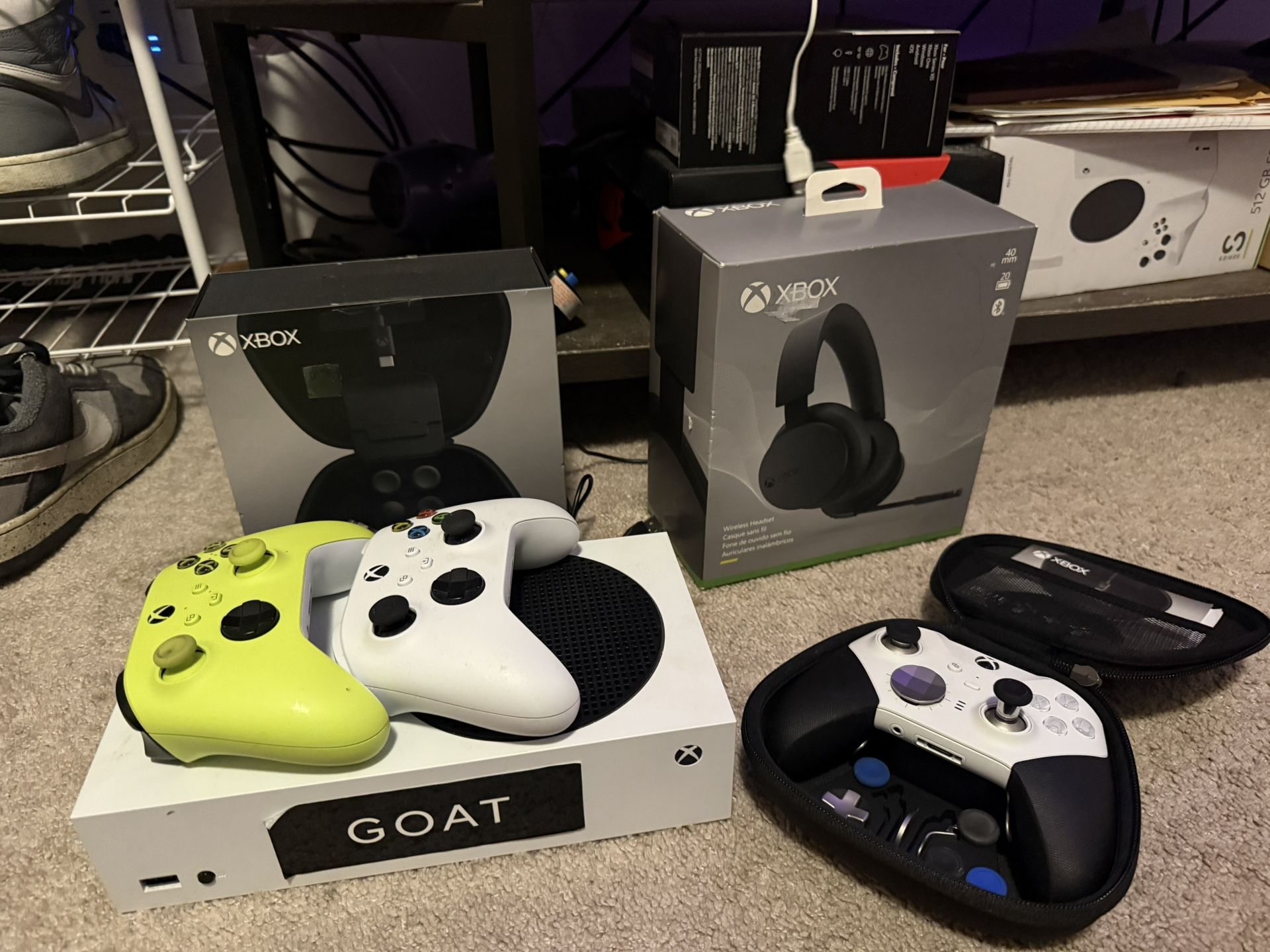 Xbox Series S With Controller