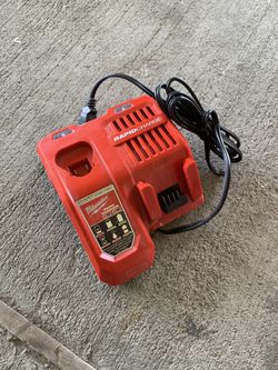 Milwaukee Rapid Charger M12 M18