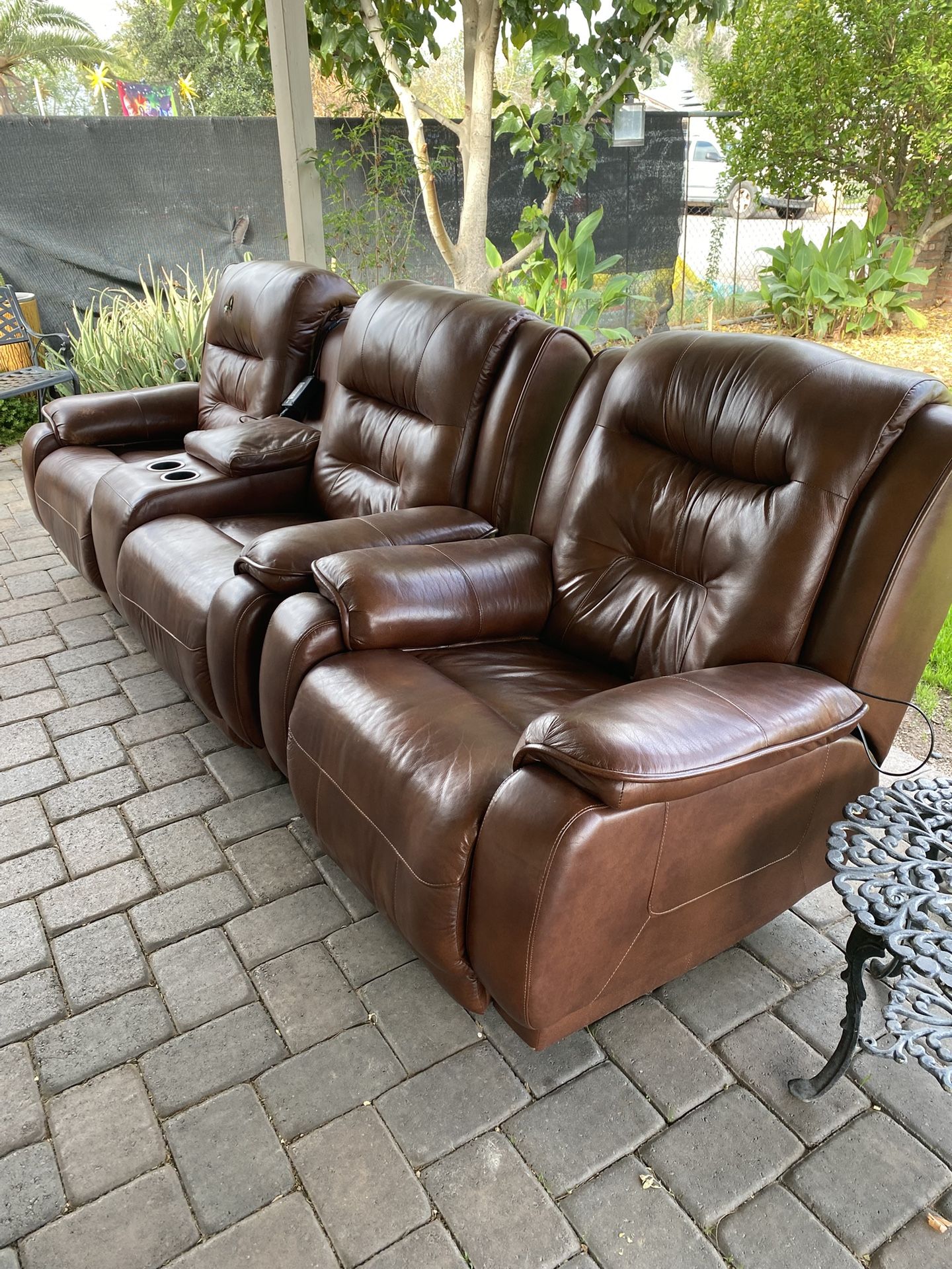 Leather Reclining Electric Couches. for Sale in Phoenix, AZ - OfferUp