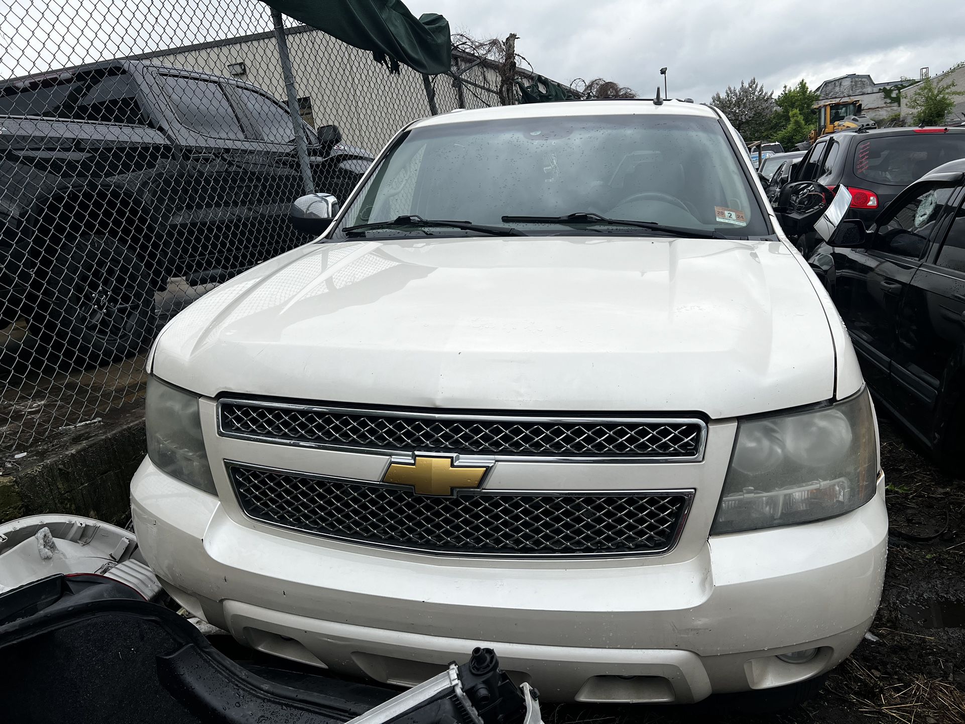 2008 CHEVROLET SUBURBAN (PARTS ONLY)