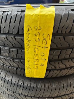 Set of 4 tires 255/65r17 Goodyear wrangler fortitude HT $175