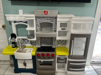 Play Kitchen in good condition