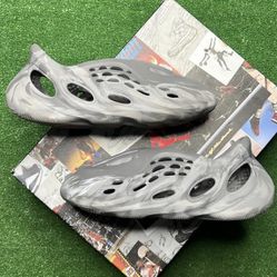 Adidas Yeezy Foam Runner ‘MX Granite’