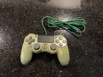 Sony DualShock 4 PlayStation 4 PS4 Call of Duty WWII Green Controller with USB