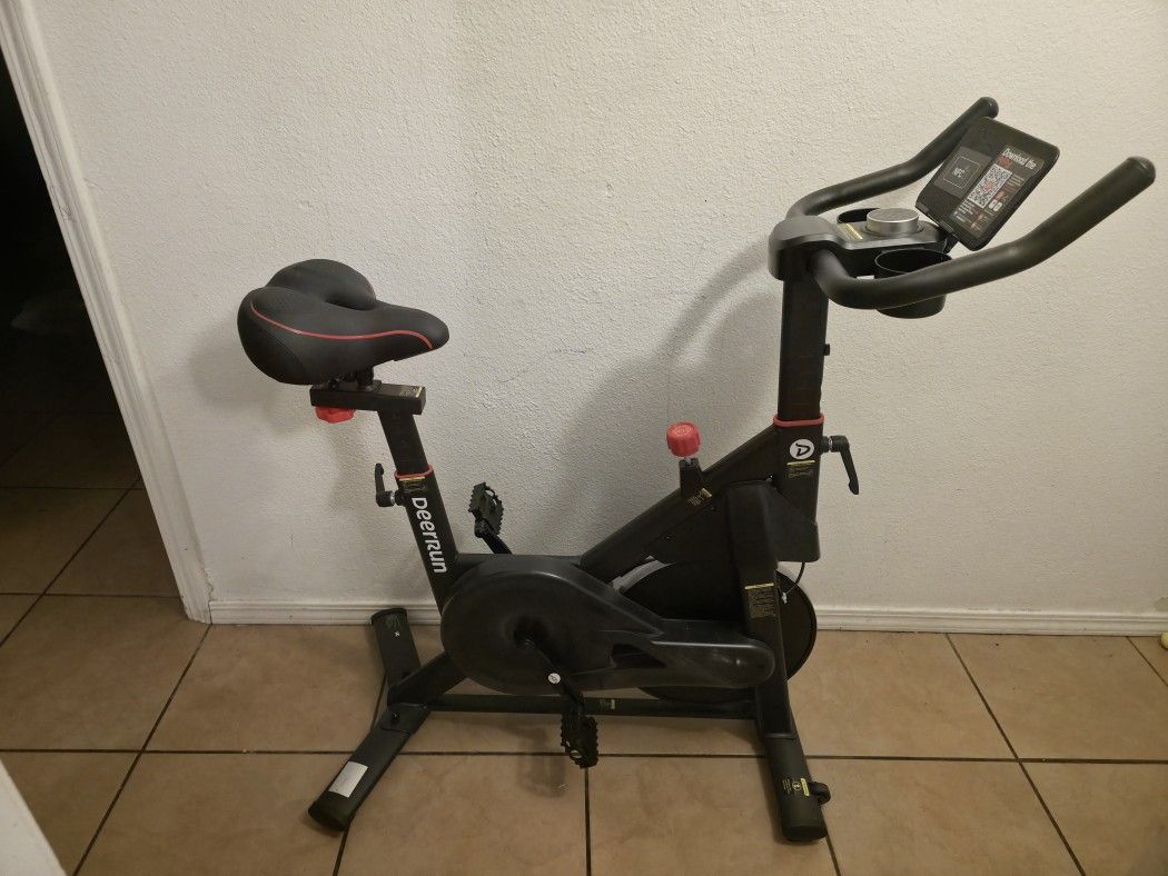 Deeerun Indoor Bicycle.