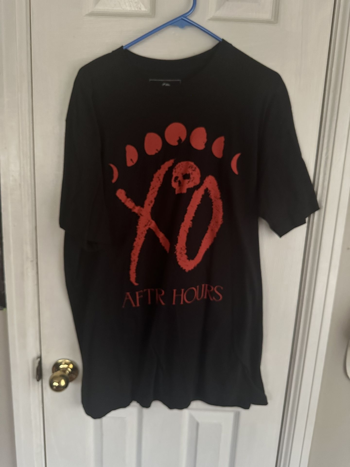 XO TEE