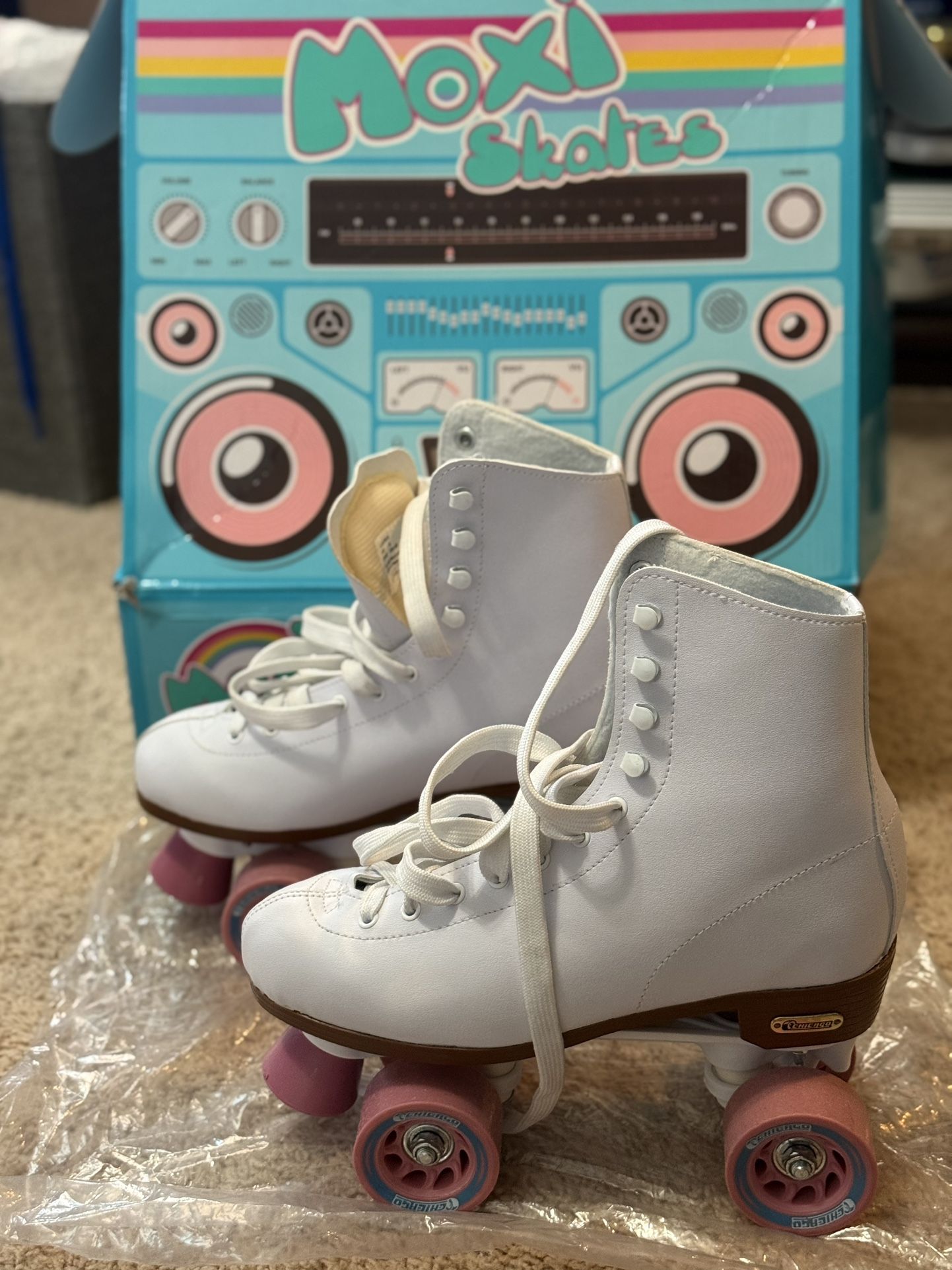 Moxie Beach Bunny skates