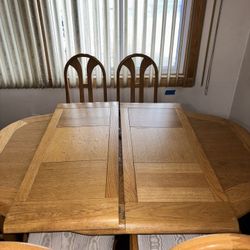 Oak Dinning Room Table Set