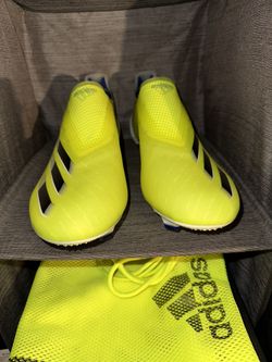 Adidas X Ghosted + FG Laceless “Solar Yellow”