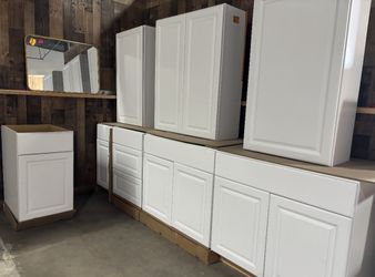 Kitchen Cabinets In Satin White 