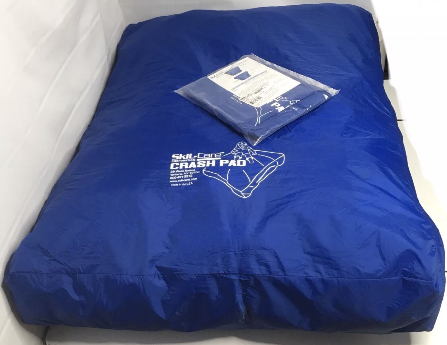Skil-Care 3’x4’ Crash Pad & Bonus Crash Pad Cover, Great for Sensory Disorders