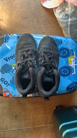 Nike shoes 6Y