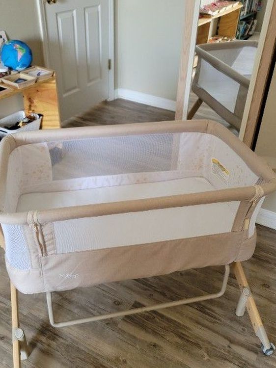 The Evolur Bassinet