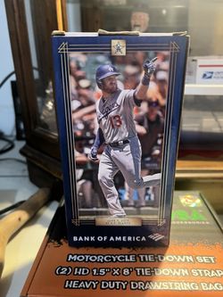 Max Muncy Bobble Head Brand New