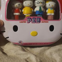 Limited Edition Hello Kitty Pez Dispense 