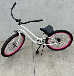 Phat Cycles Sea Wind 24” white Beach Cruiser