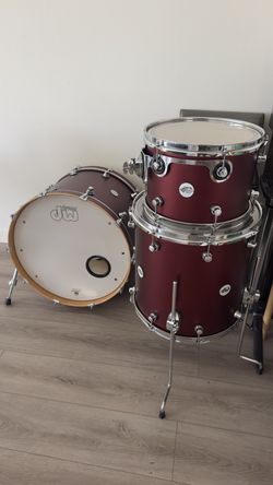 DW DRUM KIT SHELL PACK CRIMSON SATIN METALLIC