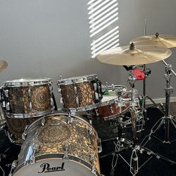 Just like new professional, pearl master drum kit, everything included