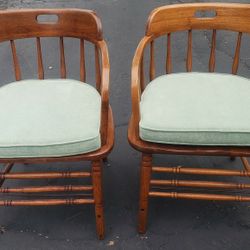 Accent Dining Chairs 