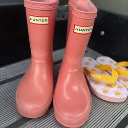 Perfect condition slightly used. Open to offers. 