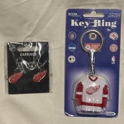Detroit Red Wings Earrings & Jersey Keychain Set NEW NHL Officially Licensed