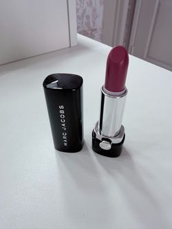 Marc Jacobs Kiss Kiss Bang Bang Lipstick NWOB Full Size