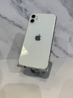 iPhone 11 64GB Unlocked Pre-owned