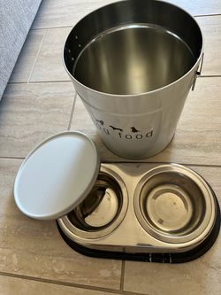 Dog Food Storage Tin and Double Bowl Set