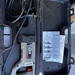 Porter Cable Tiger Saw 735 120V Reciprocating Variable Speed Electric with Case