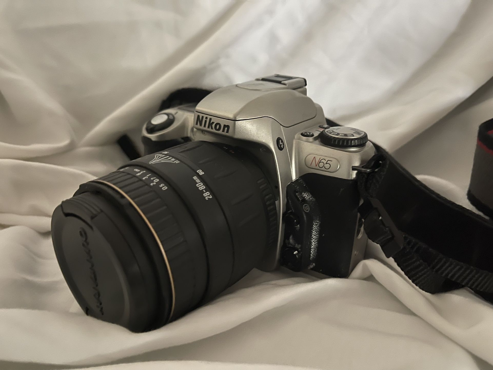 Nikon N65 Camera With 28-80 Mm Lens