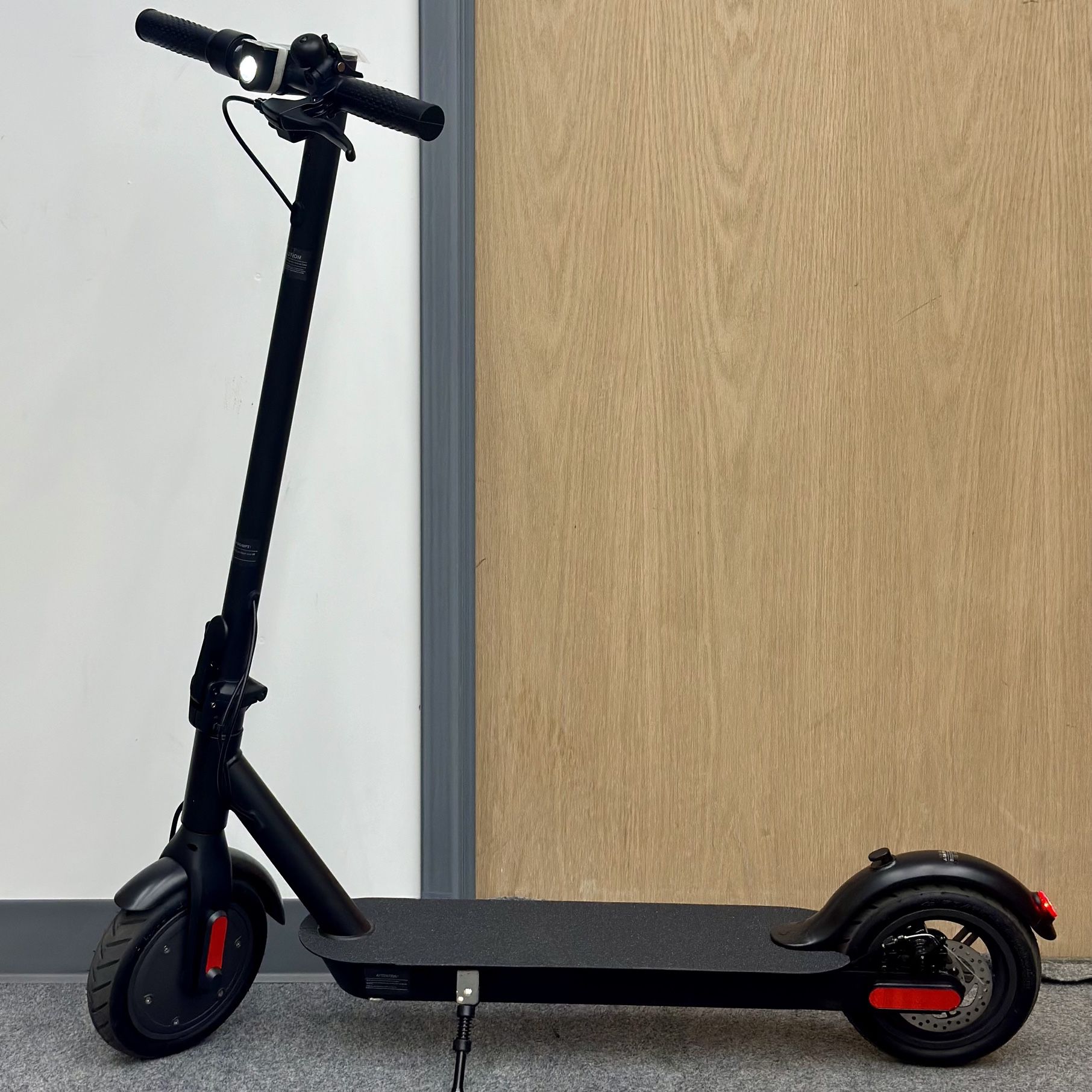 Electric Standing Scooter 