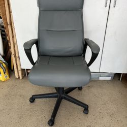 Comfy Office Chair 
