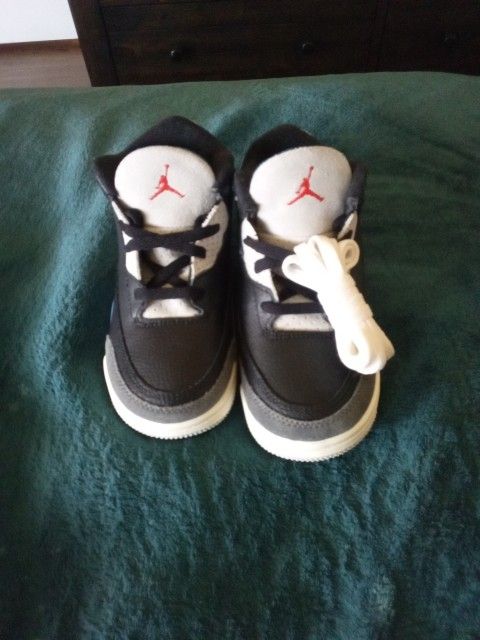 Brand New Jordan Rare Air 3