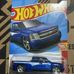 Hotwheels Chevy Silverado 