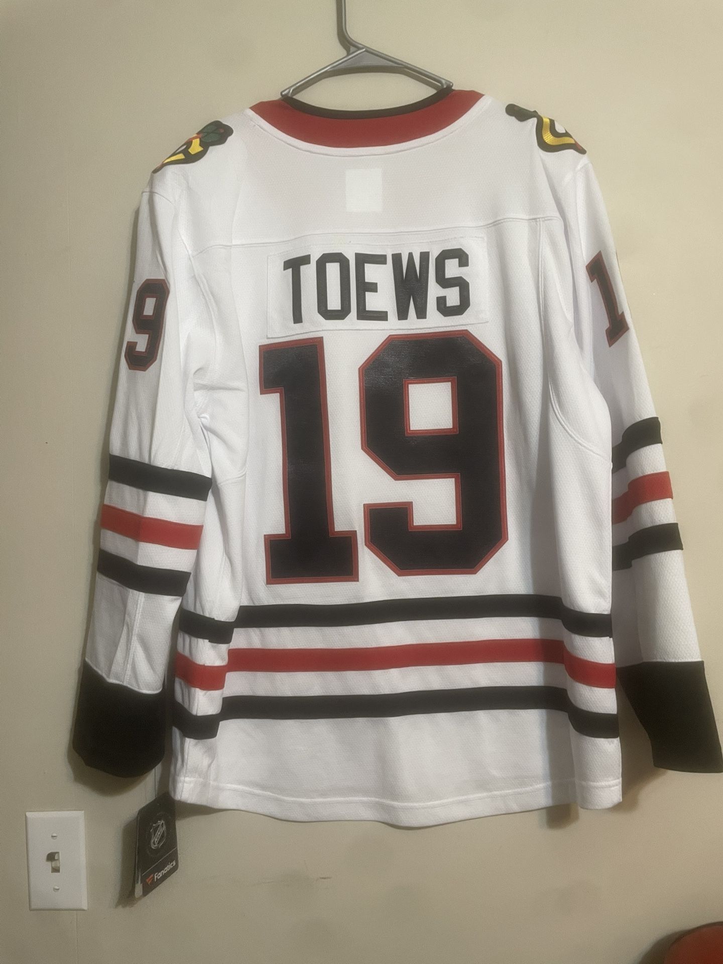 Jonathan Toews Chicago Blackhawks Jersey