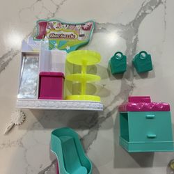 Shopkins  Doll,Shoe Dazzle Playset Closet