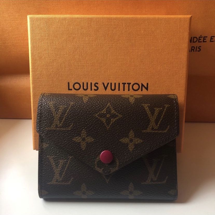 Louis Vuitton Victorine Wallet Monogram w/ Rose Ballerine interior for Sale  in Irvine, CA - OfferUp