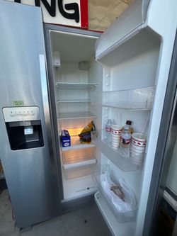 Kenmore side-by-side refrigerator