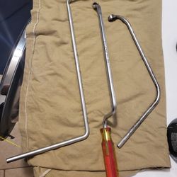 Mac tools and Snap on Distributor Wrenches and fan blade clutch - Read Description