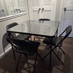 Folding Dining Set Table with PVC Table Protector