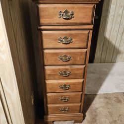 Older Dresser Set