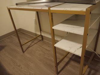 DESK.