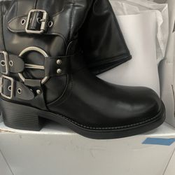 Dreamer pairs biker boots * Brand new sz 10