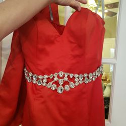 Size 14 Mermaid Style Formal Dress (Red)