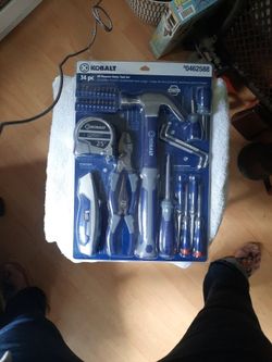KOBALT: 34  PIECE TOOL SET[