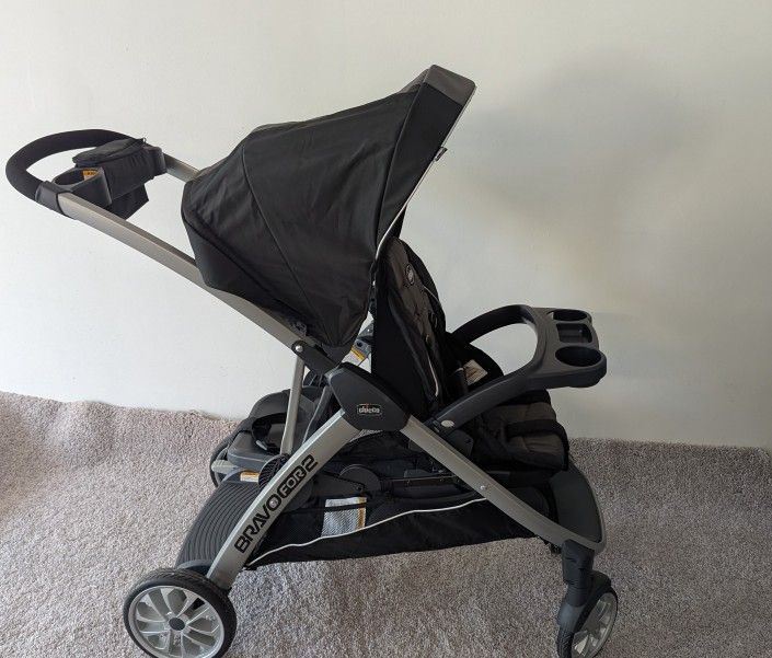 New Chico stroller for 2

 400.00 new.