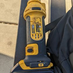 DeWalt 20V MAX* Drywall Cut-Out Tool  DCS551B model